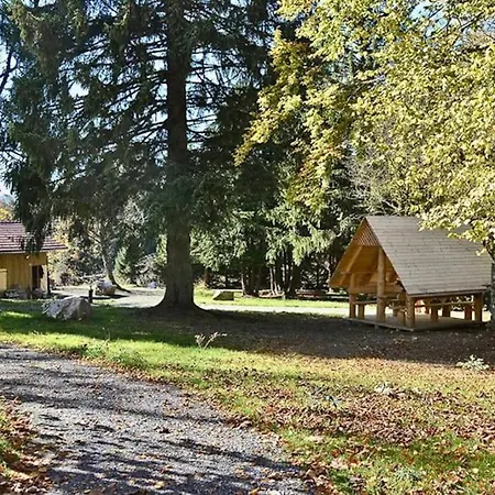 Le Petit Loup, Appartement Neuf Avec Jardin Gerbépal Exterior foto