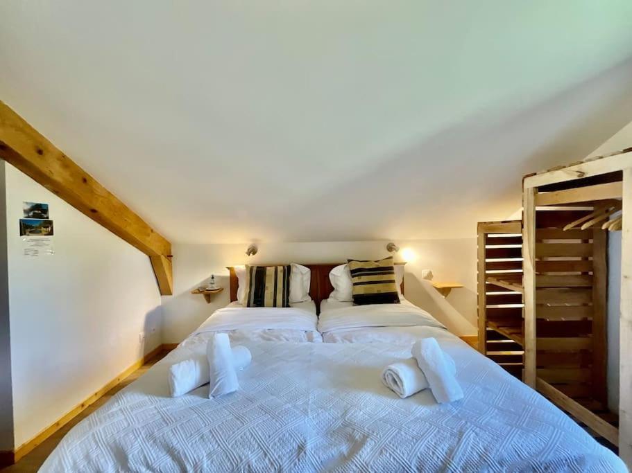 Le Petit Loup, Neuf Avec Jardin Apartment